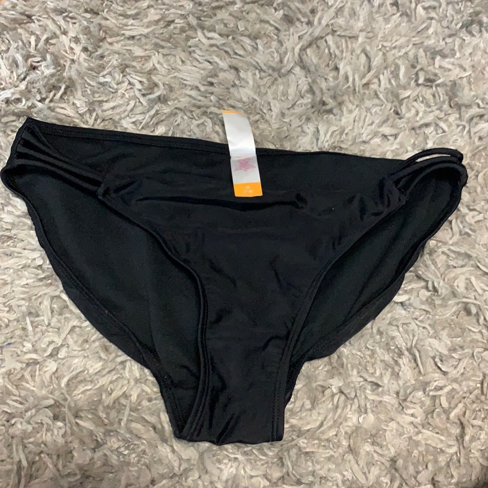 Black bikini bottoms